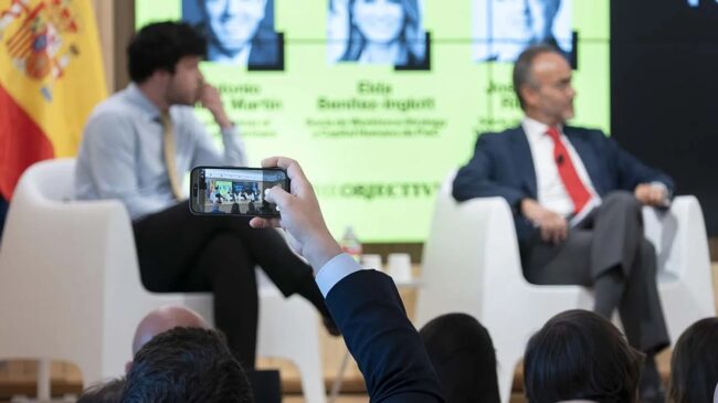 THE OBJECTIVE reúne a expertos para analizar el impacto de la IA en el empleo