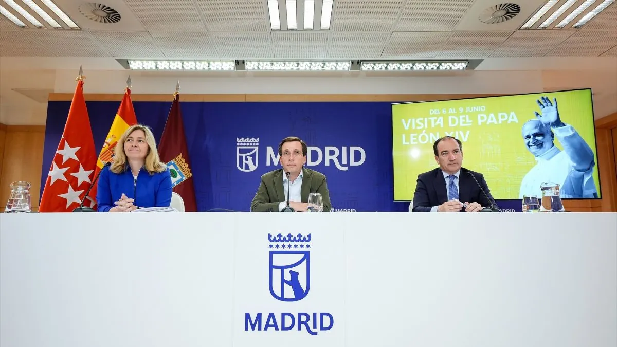 Almeida pide a las empresas que faciliten el teletrabajo durante la visita del Papa a Madrid