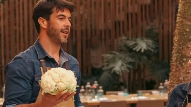 Alejandro Cánovas, nutricionista, sobre cuidar tu microbiota: «Apuesta por alimentos fermentados como kéfir o kombucha de té que aportan microorganismos vivos»