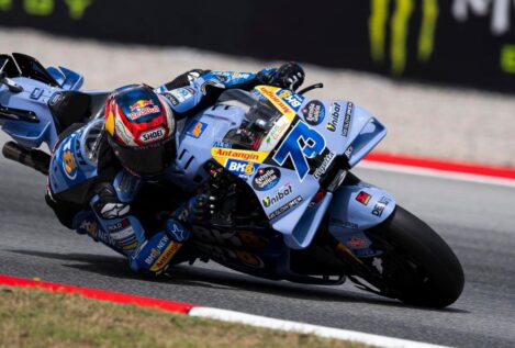 Álex Márquez es trasladado al hospital tras una brutal caída en el circuito de Cataluña