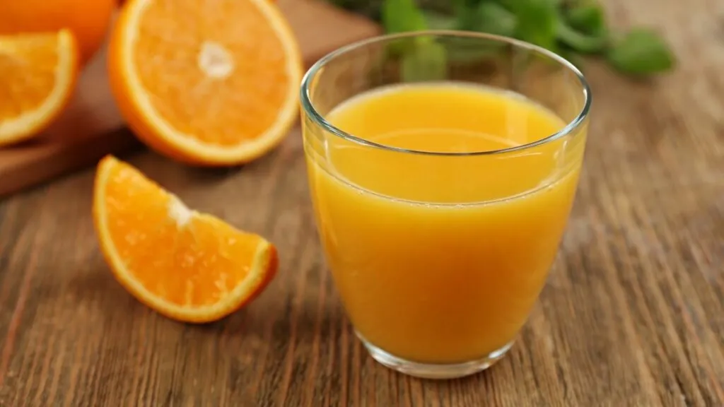 Zumo de naranja exprimido