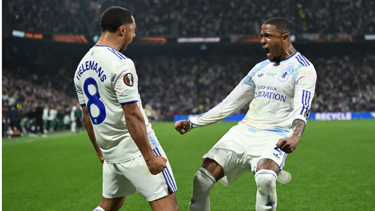 El Aston Villa golea al Friburgo y se corona como campeón de la Europa League
