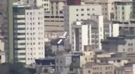 Dos muertos y tres heridos al estrellarse una avioneta contra un edificio en Brasil
