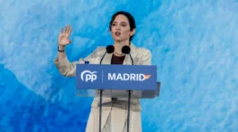 Ayuso pide «apartar a todo activista político» de las instituciones y eliminar «las leyes sectarias»