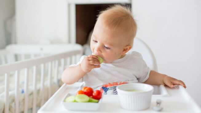 ‘Baby led weaning’: cuando el bebé marca el ritmo de sus primeras comidas