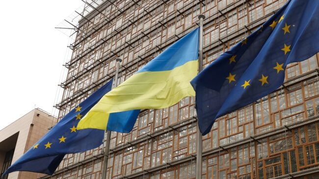 Bruselas prevé desbloquear «muy pronto» el primer pago de los 90.000 millones para Kiev