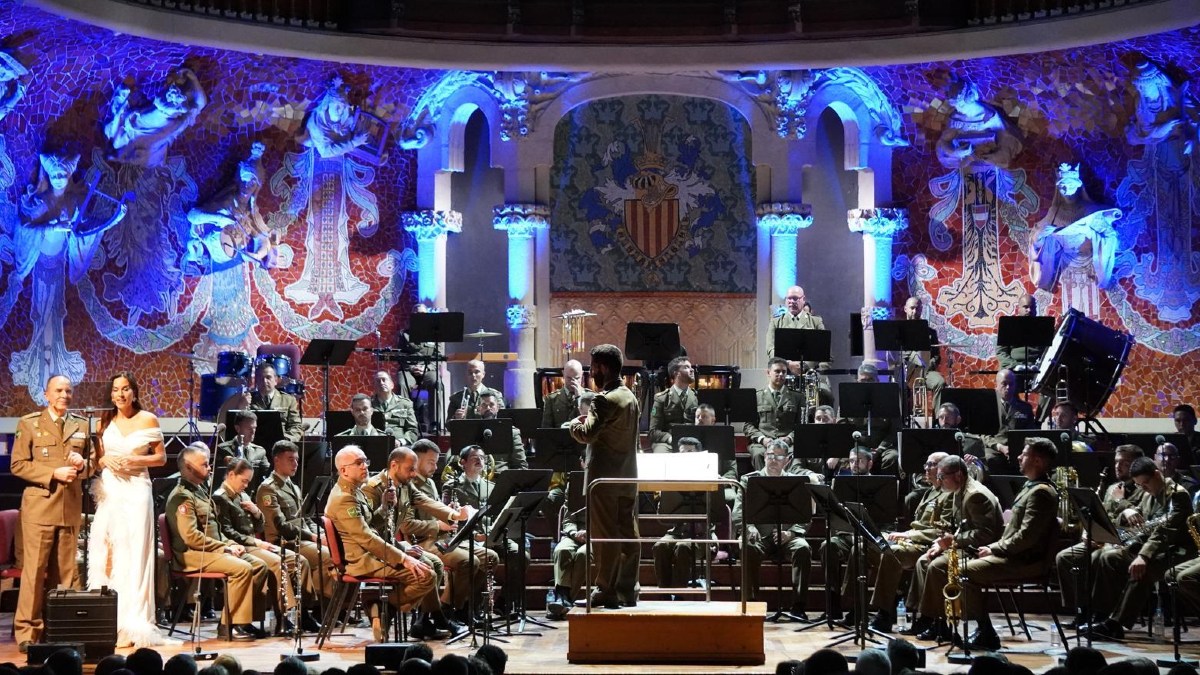 El Ejército de Tierra celebra un concierto en Barcelona en honor a las Fuerzas Armadas