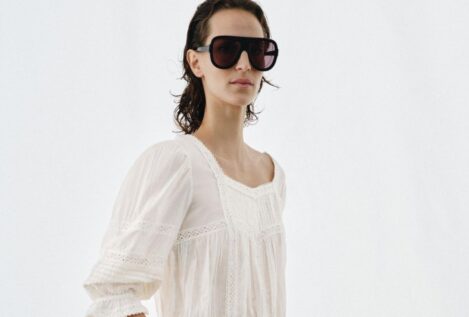 Llegan a Zara, Mango y Primark las seis blusas ideales para combinar con vaqueros blancos y crear los looks versátiles y más tendencia