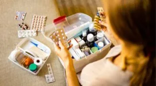 Cambios para los pensionistas, más tramos y topes a las rentas de menos de 35.000 euros: así es el nuevo copago de los medicamentos
