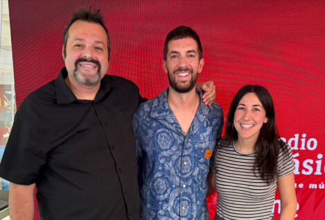 Broncano se confiesa en RNE sobre la música clásica: «Mi hermano, de pequeño, se tiraba horas ensayando a Mozart; era desesperante»