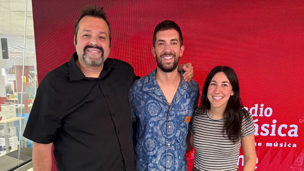 Broncano se confiesa en RNE sobre la música clásica: «Mi hermano, de pequeño, se tiraba horas ensayando a Mozart; era desesperante»