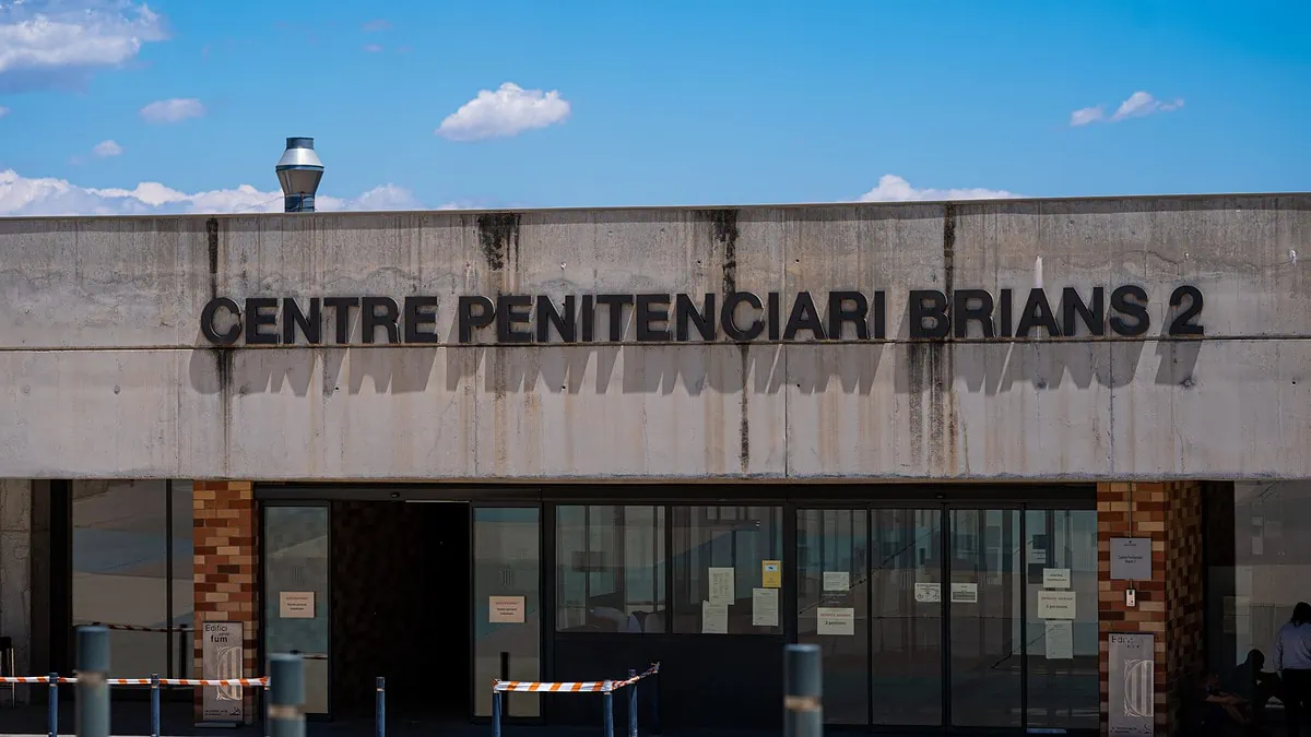 Los funcionarios de prisiones requisan 822 armas blancas al año en las cárceles catalanas
