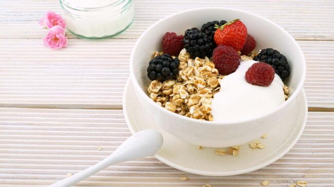 Víctor Bravo, endocrino, sobre el desayuno: «Los cereales de espelta son buenos, pero hay otros que ayudan más con el peso y la glucosa»