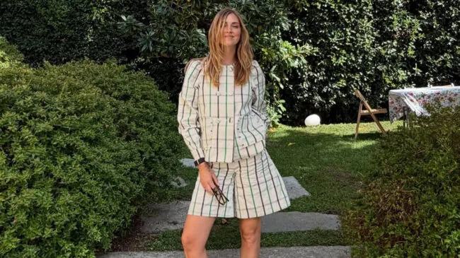 Es oficial: Chiarra Ferragni trae el 'outfit' más elegante y fresco para primavera-verano y lo puedes encontrar en Zara, Mango y Primark