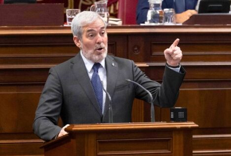 Clavijo no acepta «que vengan de Madrid a poner en riesgo la seguridad de los canarios»