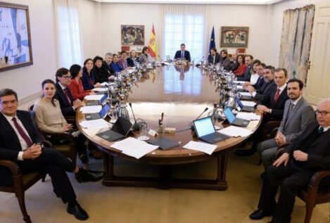 Iustitia Europa se querella contra el Consejo de Ministros que aprobó el rescate a Plus Ultra