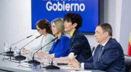 El Gobierno responde a Ayuso: «Se le ofreció seguridad y transporte en México y lo rechazó»
