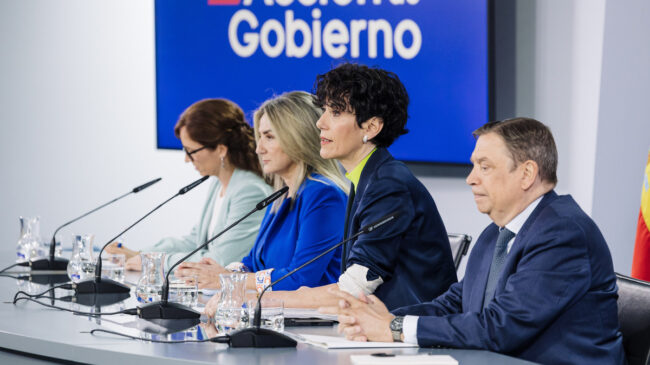 El Gobierno responde a Ayuso: «Se le ofreció seguridad y transporte en México y lo rechazó»