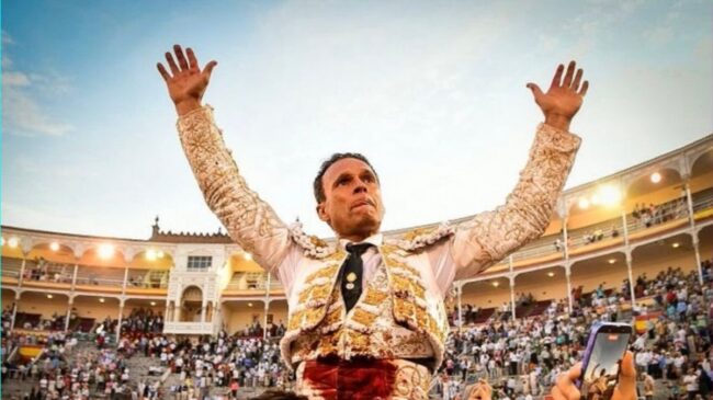 El realismo mágico de Ferrera incendia Las Ventas