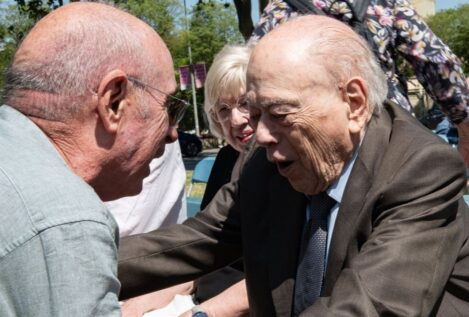 Jordi Pujol asiste a la inauguración de una plaza en Gerona pese a su deterioro cognitivo