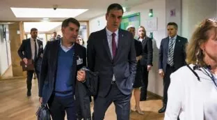El jefe económico de Moncloa y la presidenta de la Sepi evitan confirmar si irán al Congreso