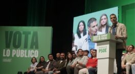 Sánchez guarda un minuto de silencio por los guardias civiles un día después del funeral