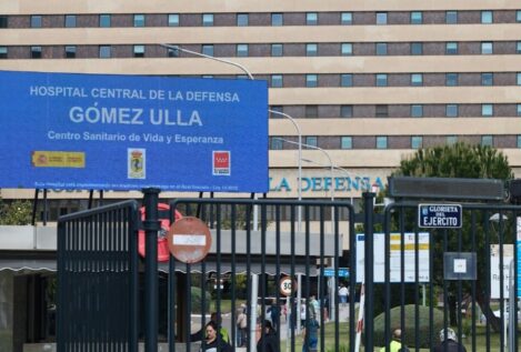 El español aislado por sospecha de hantavirus presenta «febrícula y síntomas respiratorios»