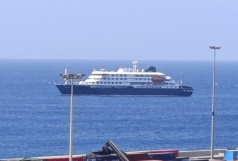 La OMS identifica un segundo caso de hantavirus en el crucero y cinco sospechosos
