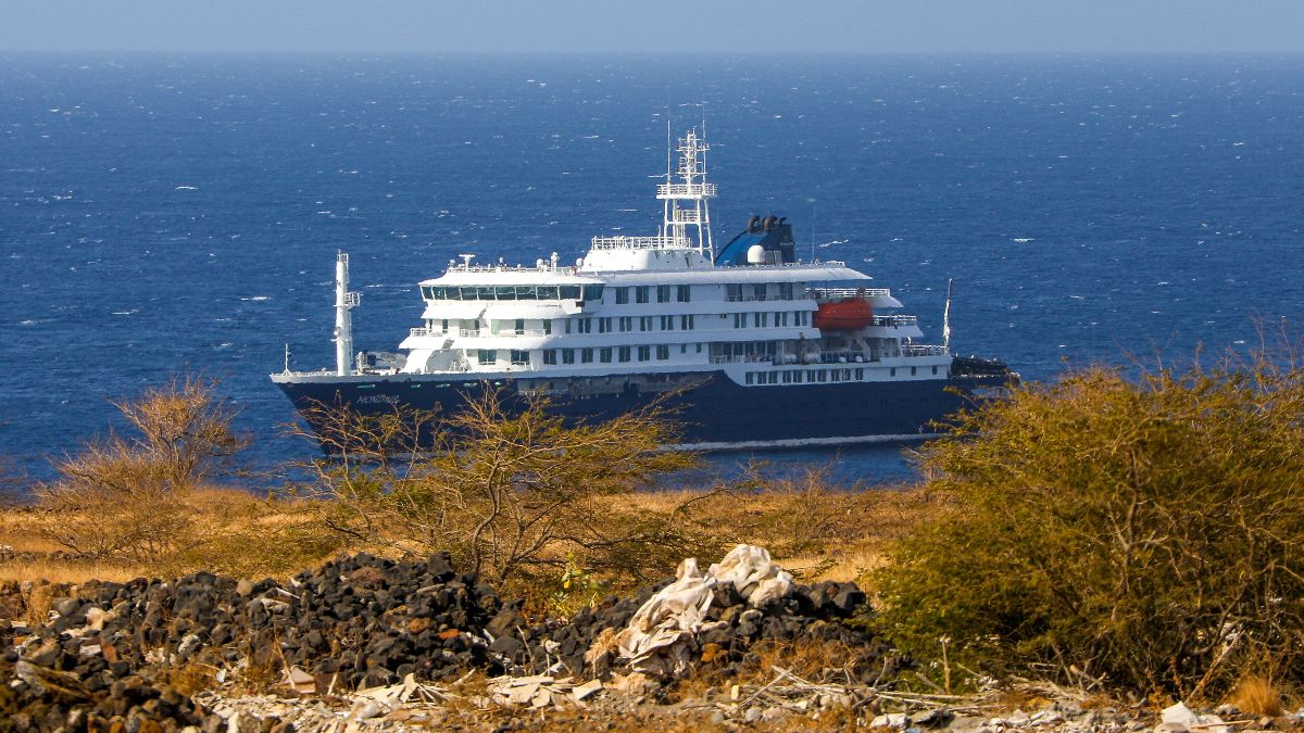 Última hora del crucero con hantavirus | Confirman que el virus que causó tres muertes es de una cepa transmisible entre humanos