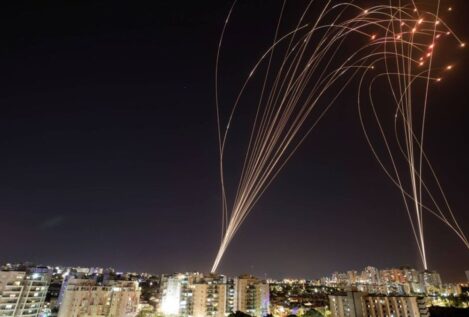 Israel asegura que Hezbolá lanzó 200 cohetes a sus tropas y su territorio el fin de semana