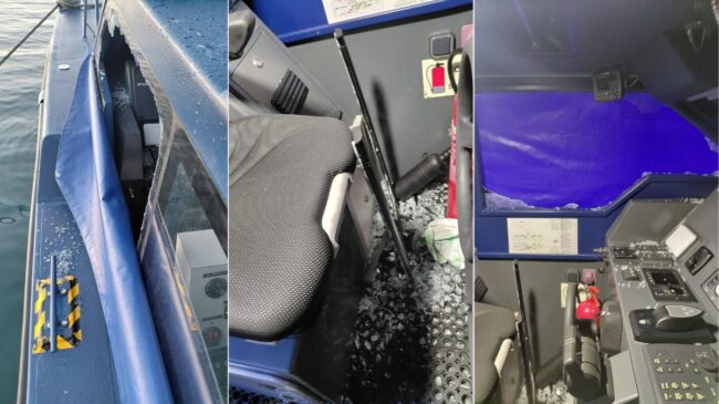 Una embarcación de Aduanas, dañada durante una persecución a una narcolancha en Almería