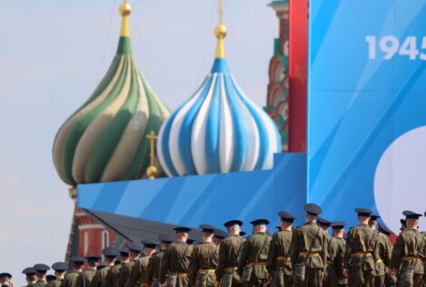 Rusia anuncia un apagón total de internet móvil en Moscú para el 9 de mayo, día de la victoria