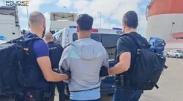Deportan a un detenido 40 veces y con nueve condenas por tentativa de homicidio y robos
