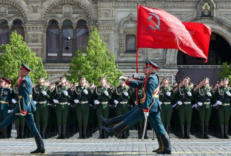 Putin declara una tregua el 8 y 9 de mayo por el aniversario de la victoria de la Unión Soviética