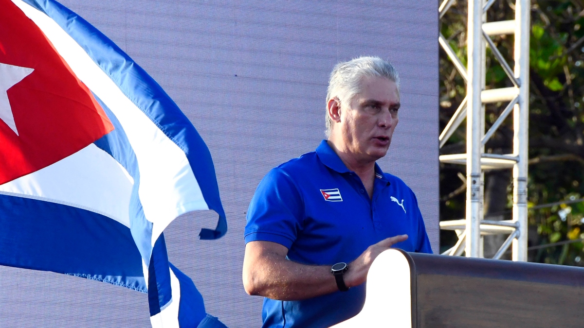 Miguel Díaz-Canel denuncia que el «genocida» bloqueo de EEUU «está asfixiando a Cuba»