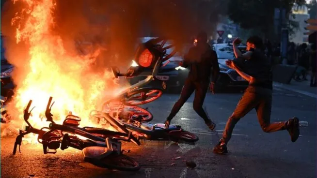 Macron critica los disturbios en la recepción al PSG: «Estamos hartos, se acabó»