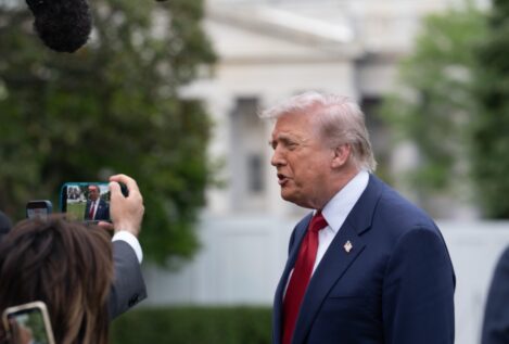 Trump descarta pedir ayuda a Xi Jinping sobre Irán porque la guerra está «bajo control»