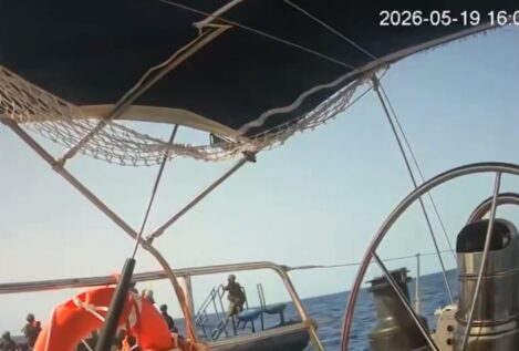 Israel niega haber disparado munición real contra la flotilla y afirma que no hay heridos