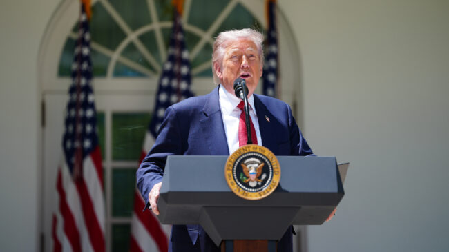Trump no descarta que las tropas retiradas de Alemania sean reubicadas en Polonia