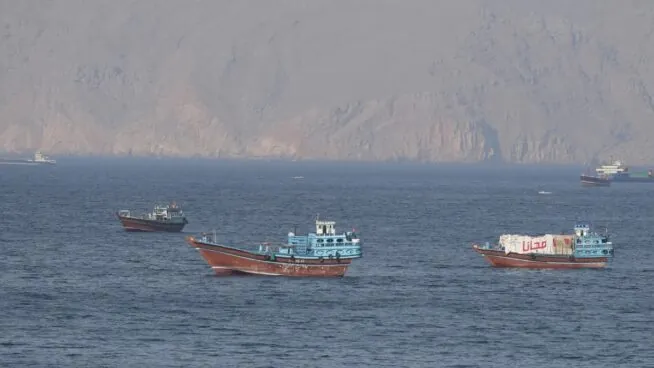 Un segundo buque petrolero japonés cruza el estrecho de Ormuz pese al bloqueo