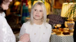 La casa de Eugenia Martínez de Irujo es de las pocas que dan al jardín de Liria: «Me apasiona la decoración; está repleta de color»
