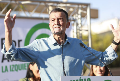 Maíllo plantea vetar nuevos pisos turísticos en zonas tensionadas de Andalucía