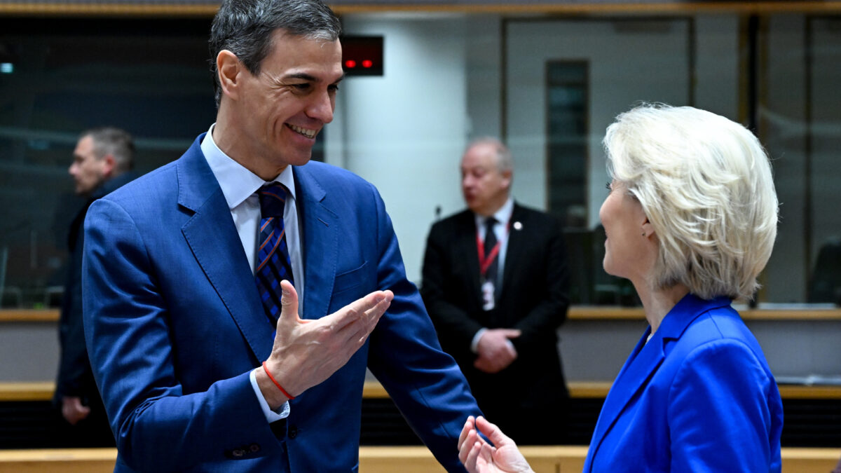 El ‘caso Plus Ultra’ inquieta en Bruselas y daña la imagen internacional de Sánchez