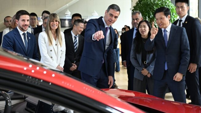 El déficit comercial con China crece un 15% en un año y ya asciende a 4.000 millones al mes