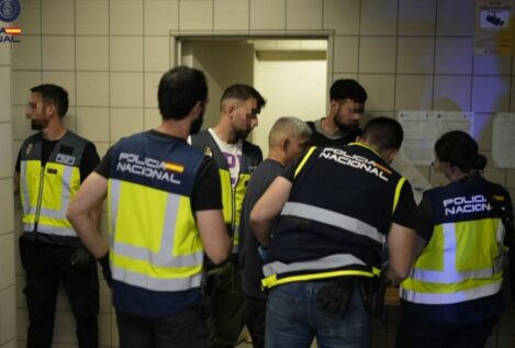 La Policía expulsa a 21 multirreincidentes extranjeros que operaban en Barcelona