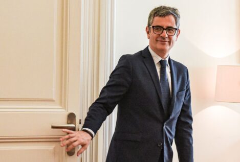 Bolaños ve «simples indicios» en la imputación de Zapatero y reitera su confianza en él