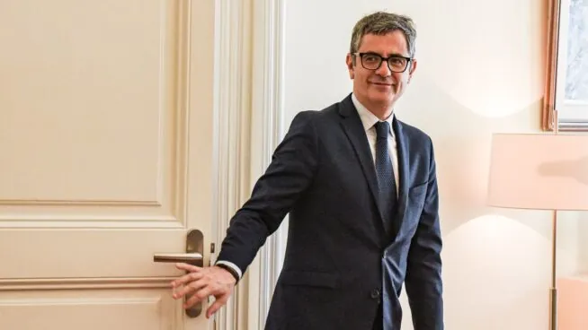 Bolaños ve «simples indicios» en la imputación de Zapatero y reitera su confianza en él