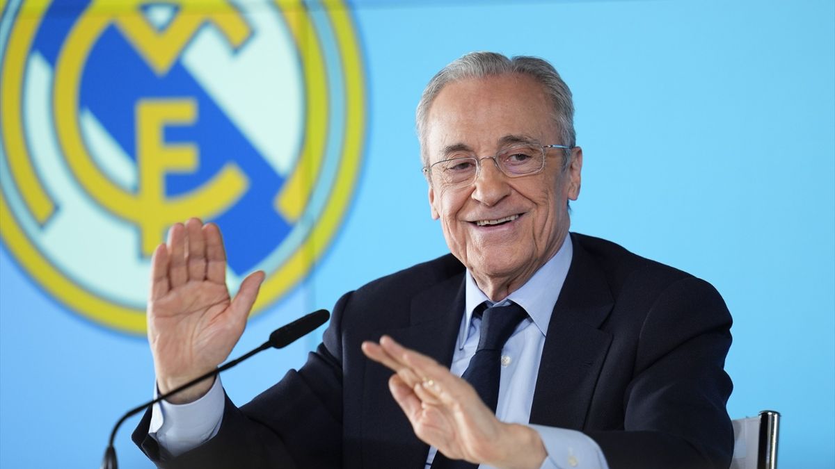 Florentino se reivindica: despliega una lona gigante con las siete Champions ganadas