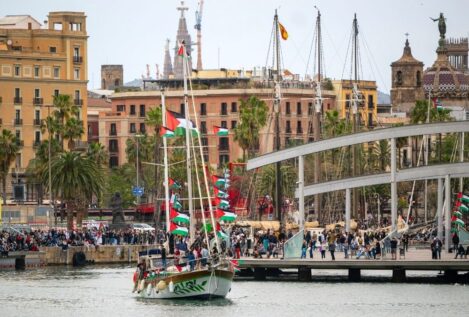 La exalcadesa de Montcada (Barcelona) llama a la movilización tras ser interceptada la flotilla
