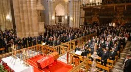Murcia da un multitudinario adiós a su alcalde, José Ballesta, en la catedral